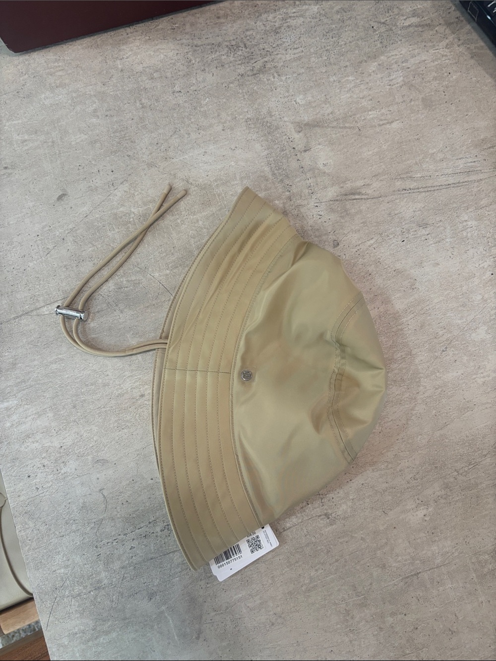lululemon athletica Tan Bucket Hat with Brim Stitching